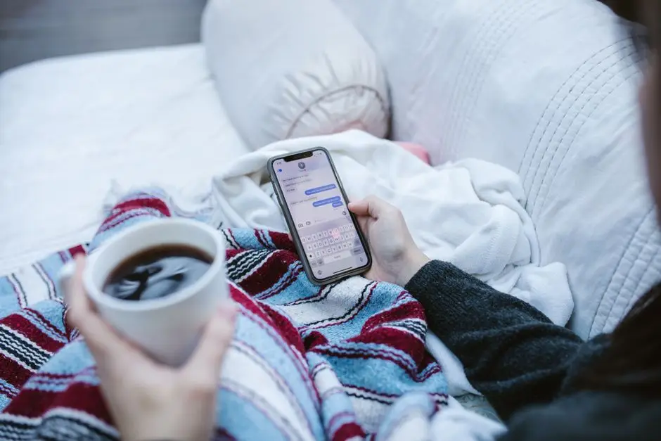 Managing Social Media for Small Business: Manager or Agency?